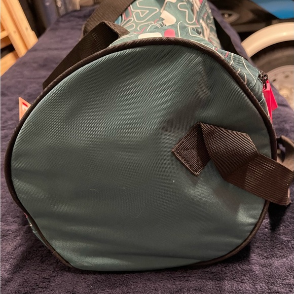 FILA Green Sport Duffel Bag - Picture 4 of 8